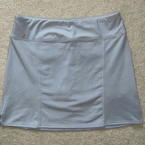 Adidas pull on golf or tennis skirt size small
